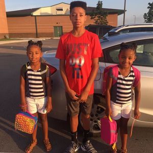 Meet your Posher, Robin